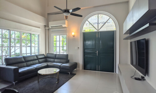 RENT Fantasia Villa 3 แฟนตาเซีย วิลล่า 3 Renovated 3 Bed house near Bangkok Patana