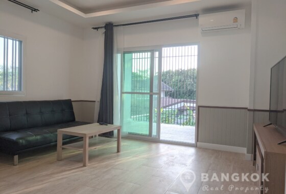 RENT Sammakorn Village หมู่บ้านสัมมากร Spacious 2 Bed 2 Bath Apartment