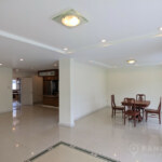 RENT Panya Village Pattanakarn หมู่บ้านปัญญาพัฒนาการ stunning Detached 4 bed 4 bath house with garden