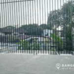 RENT Sammakorn Village หมู่บ้านสัมมากร รามคําแหง 112 Modern Bed Apartment Canal View (4)