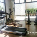 Rent Richmond Palace ริชมอนด์ พาเลส spacious renovated 3 bed 3 bath condo in Thonglor (17)