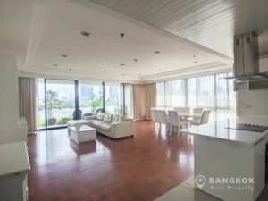 Polo Park | Spacious Modern 3 Bed walk to Lumphini Park photo