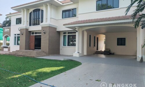 SALE Panya Village Pattanakarn หมู่บ้านปัญญาพัฒนาการ Detached 3 bed 4 bath house with private pool (2)