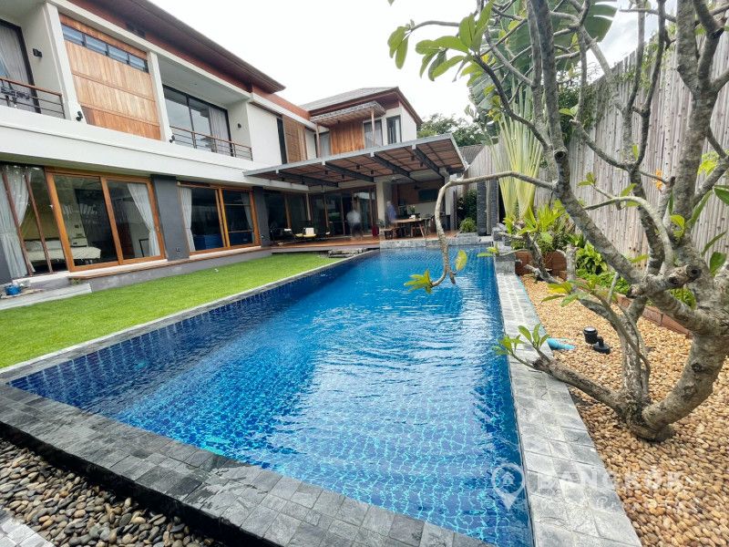 Phra Khanong | “Architect Designed” 5 Bed House with Private Pool photo
