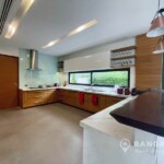 SALE ซื้อบ้าน สระว่ายน้ำส่วนตัว พระโขนง Phra Khanong Stunning 5 bed house with private pool (7)