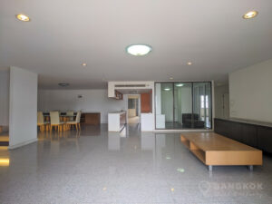 DS Tower 1 | Spacious 3 Bed 3 Bath Renovation Opportunity photo
