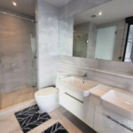 For SALE Rhythm Ekkamai ริทึ่ม เอกมัย Condominium Stunning Modern 3 bed 3 bath walk to Ekkamai BTS (9)