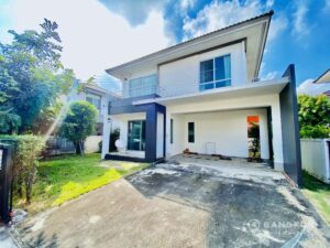 Siwalee Bangna | Modern Detached 3 Bed House near Verso photo