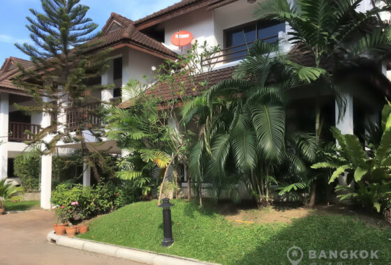 RENT ให้เช่าบ้านเดี่ยวสุขุมวิท 4 นอน Thonglor Detached 4 Bed 3 Bath House with Shared Pool