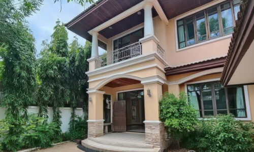 RENT ให้เช่าบ้านเดี่ยวเอกมัย Detached Spacious 4 Bed 3 Bath house