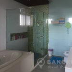 SALE ขายบ้านเดี่ยวพร้อมสระว่ายน้ำส่วนตัว ใกล้สวนหลวง ร.9 Srinakarin-Suanluang Detached 4 bed house private pool