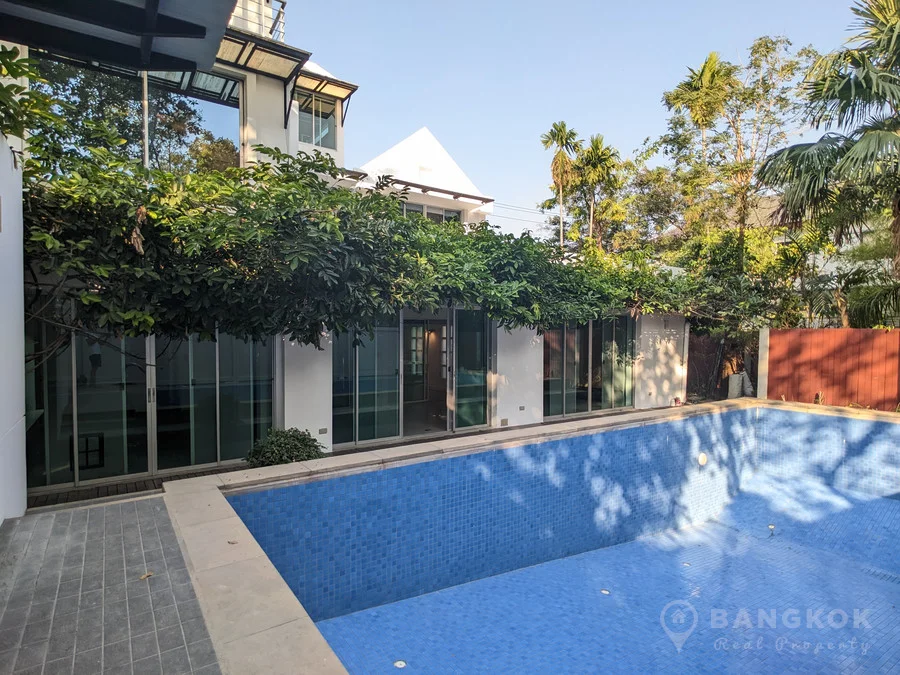 SALE ขายบ้านเดี่ยวใกล้สวนหลวง ร.9 Detached house 4 bed house with private pool in Prawet