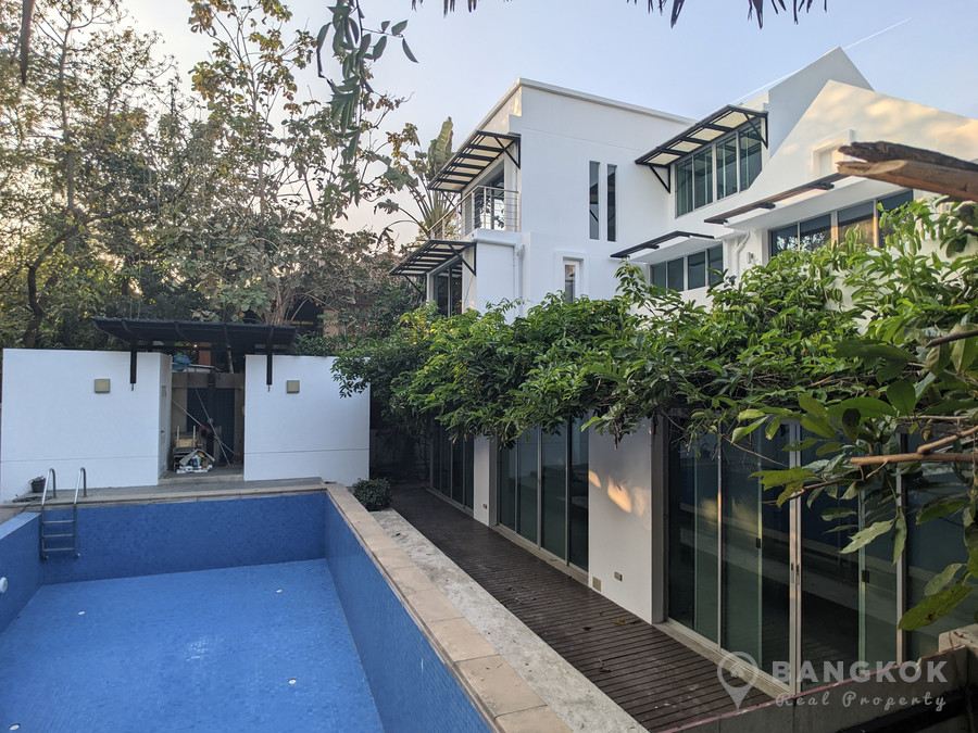 Rama 9 Park | Detached Modern 4 Bed House with Private Pool photo