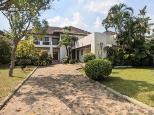 Exclusive 39  | Elegant Detached 4 Bed 4 Bath House photo