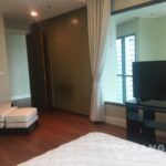 RENT ไบร์ท สุขุมวิท 24 - Bright Sukhumvit 24 Family sized duplex 6 bed in Phrom Phong