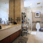 SALE ขายคอนโดขนาดใหญ่ชั้นสูง 4 นอน 4 น้ำพร้อมพงษ์ Stunning High Floor 4 bed condo walk to Phrom Phong BTS