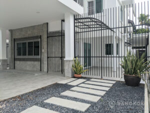 Sammakorn Village | Detached Renovated 3+1 Bed House photo