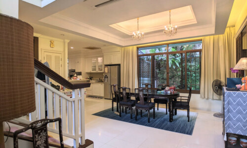 SALE ขายบ้านเดี่ยว 3+1 ห้องนอน นาราสิริ พัฒนาการ ศรีนครินทร์ 3+1 bed-house Narasiri Pattanakarn Srinakarin