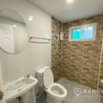 RENT ให้เช่าบ้านเดี่ยวในรามคำแหง Sammakorn Village Ramkhamhaeng Renovated 3 Bed 2 bath House with Garden