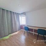 RENT ให้เช่าบ้านเดี่ยวในรามคำแหง Sammakorn Village Ramkhamhaeng Renovated 3 Bed 2 bath House with Garden