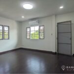 RENT-House-Sammakorn-Village-Renovated-Detached-Garden-4-bed-4-bath-หมู่บ้านสัมมากร