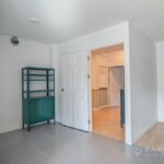 rent หมู่บ้านสัมมากร apartment sammakorn-village 2 bed 1 study 3 bath ramkhamhaeng