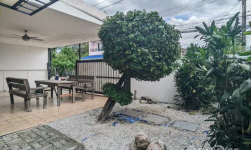 RENT ให้เช่าบ้านเดี่ยว 3 ห้องนอน รามคำแหง Sammakorn Village Ramkhamhaeng 3 bed 2 bath house