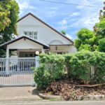 RENT ให้เช่าบ้านเดี่ยว 3 ห้องนอนในรามคำแหง Detached 3 bed 2 bath house with Garden