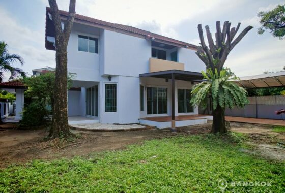 RENT-ให้เช่าบ้านเดี่ยว-3+1-ห้องนอนในรามคำแหง-Detached-4-bed-3-bath-corner-house-with-Garden