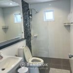 RENT ให้เช่าทาวน์เฮาส์ 3 ห้องนอนในพัฒนาการ Modern 3 bed 4 bath townhouse in Pattanakarn