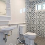 Sammakorn Village | Brand New 2 Bed Apartment with Lakeview