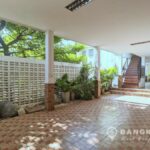 RENT หมู่บ้านสัมมากร รามคําแหง 112 Spacious 2 bed 2 bath apartment Sammakorn Village