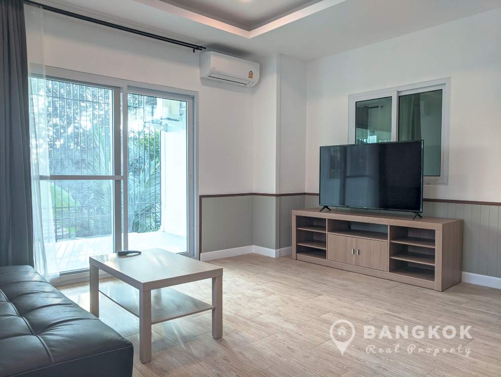 RENT หมู่บ้านสัมมากร รามคําแหง 112 Modern 2 bed 2 bath Apartment Sammakorn Village