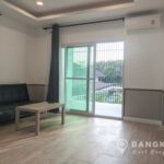 RENT หมู่บ้านสัมมากร รามคําแหง 112 Modern 2 bed 2 bath Apartment Sammakorn Village