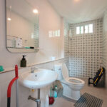 RENT หมู่บ้านสัมมากร Detached Renovated 3 bed 3 bath house with Garden in Sammakorn Village