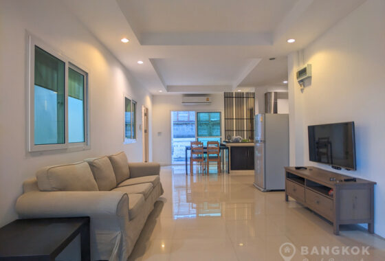 RENT อพาร์ทเมนท์ หมู่บ้านสัมมากร 3 bed 3 bath apartment in Sammakorn Village