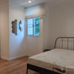 RENT หมู่บ้านสัมมากร Modern 4 bed 1 study house 4 bath house Sammakorn Village Ramkhamhaeng