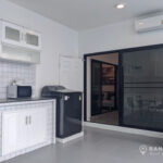 RENT หมู่บ้านสัมมากร รามคําแหง 112 Sammakorn Village Modern Duplex 3 bed 4 bath apartment