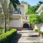 RENT Central Sukhumvit Renovated Detached Colonial House 5 Bed