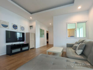 Sammakorn Village | Modern 3 Bed 2 Bath Apartment photo