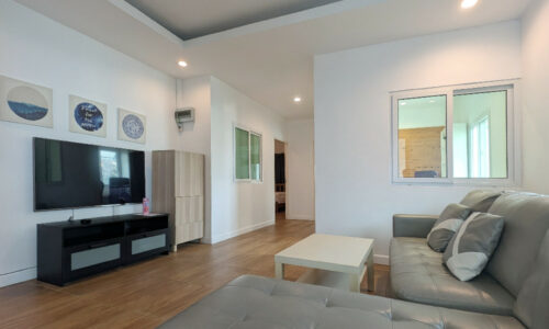 RENT หมู่บ้านสัมมากร รามคําแหง 112 Sammakorn Village Ramkhamhaeng Modern 3 bed 2 bath apartment