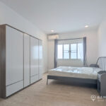 RENT หมู่บ้านสัมมากร Sammakorn Village Ramkhamhaeng modern 2 bed 2 bath apartment