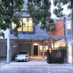 RENT Sukhumvit 49 Luxury Loft Style 3 bed 4 bath Townhome near BTs