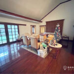 RENT Phattanakarn Detached House 4 bed 4 bath large garden 2 rai near Hua Mak MRT