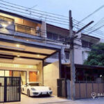 RENT-Sale ให้เช่าและขายทาวน์เฮาส์ 5 ห้องนอน เอกมัย Renovated 5 bed 5 bath townhome in Ekkamai