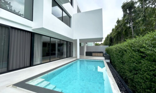 RENT ให้เช่าบ้านเดี่ยว 4 ห้องนอน พร้อมสระว่ายน้ำ รามคำแหง Brand New Detached House Private Pool Ramkhamhaeng