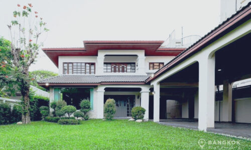 SALE ขายบ้านเดี่ยว 5 ห้องนอน ปุณณวิถี BTS punnawithi BTS Detached 5 bed 4 bath house