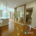 RENT หมู่บ้านนันทวัน ศรีนครินทร์ Nantawan Srinakarin Village Detached 4 Bed 4 Bath garden House