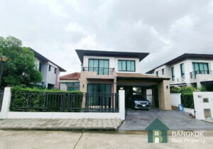 Aqua Divina | Renovated Detached 3 +1 Bed House photo