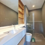 RENT ให้เช่าทาวน์เฮ้าส์ MRT ห้วยขวาง 5 ห้องนอน เหม่งจ๋าย Huai Khwang MRT Mengjai 5 Bed 6 bath Townhome